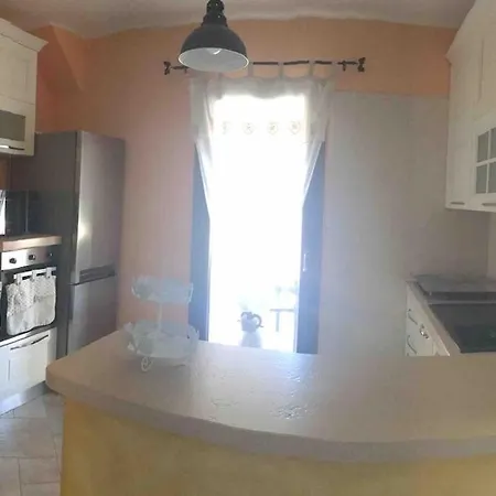 別荘 With Garden - Con Giardino *