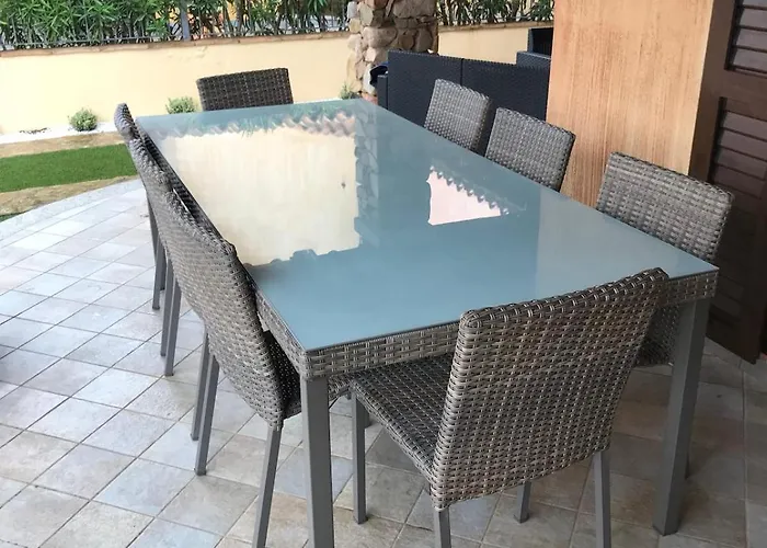 With Garden - Con Giardino *