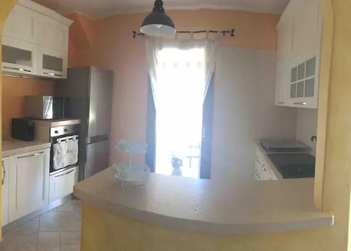 別荘 With Garden - Con Giardino *