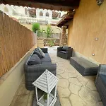 With Garden - Con Giardino *