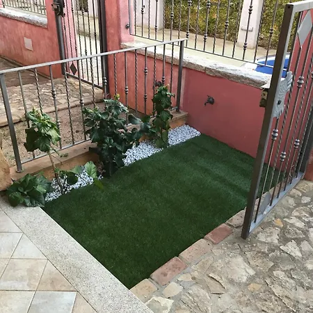 Holiday home With Garden - Con Giardino