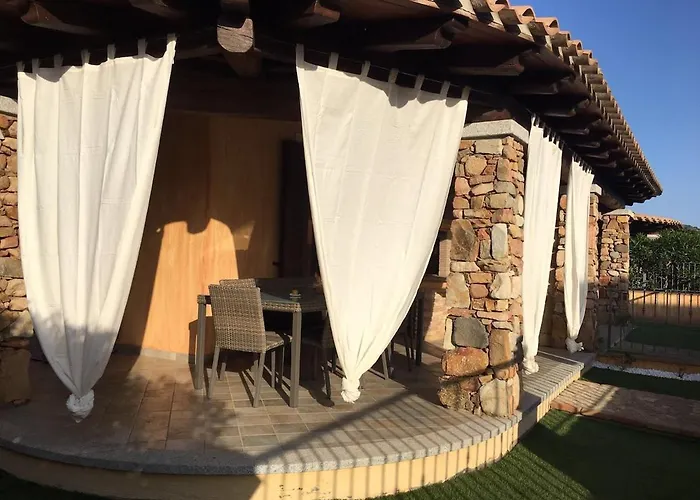 With Garden - Con Giardino 维拉西米乌斯