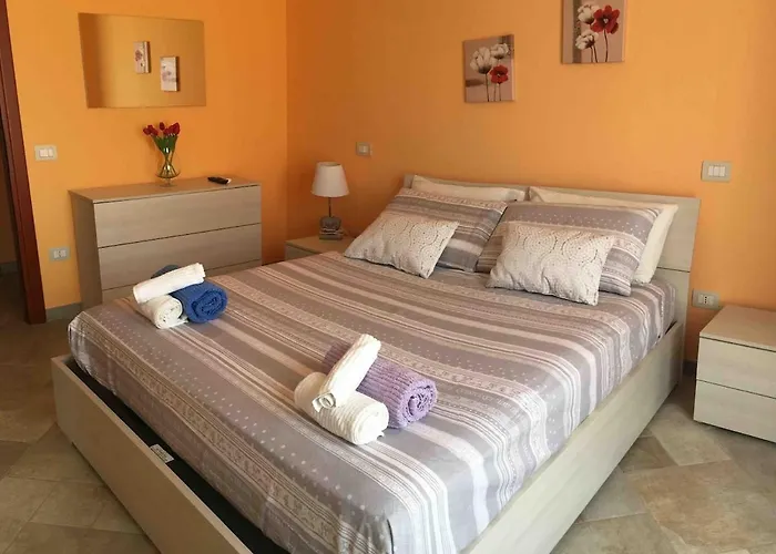 With Garden - Con Giardino Casa de Férias *